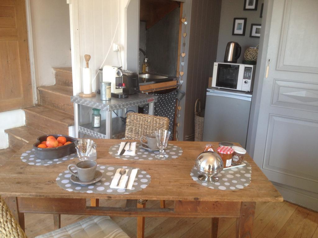 B&B - Entre Terre Et Mer Frettecuisse Bagian luar foto